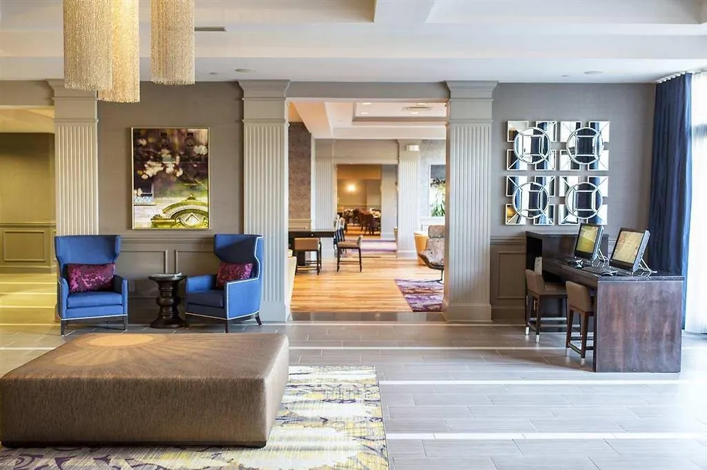 **** Hotel Doubletree By Hilton Historic Savannah United States