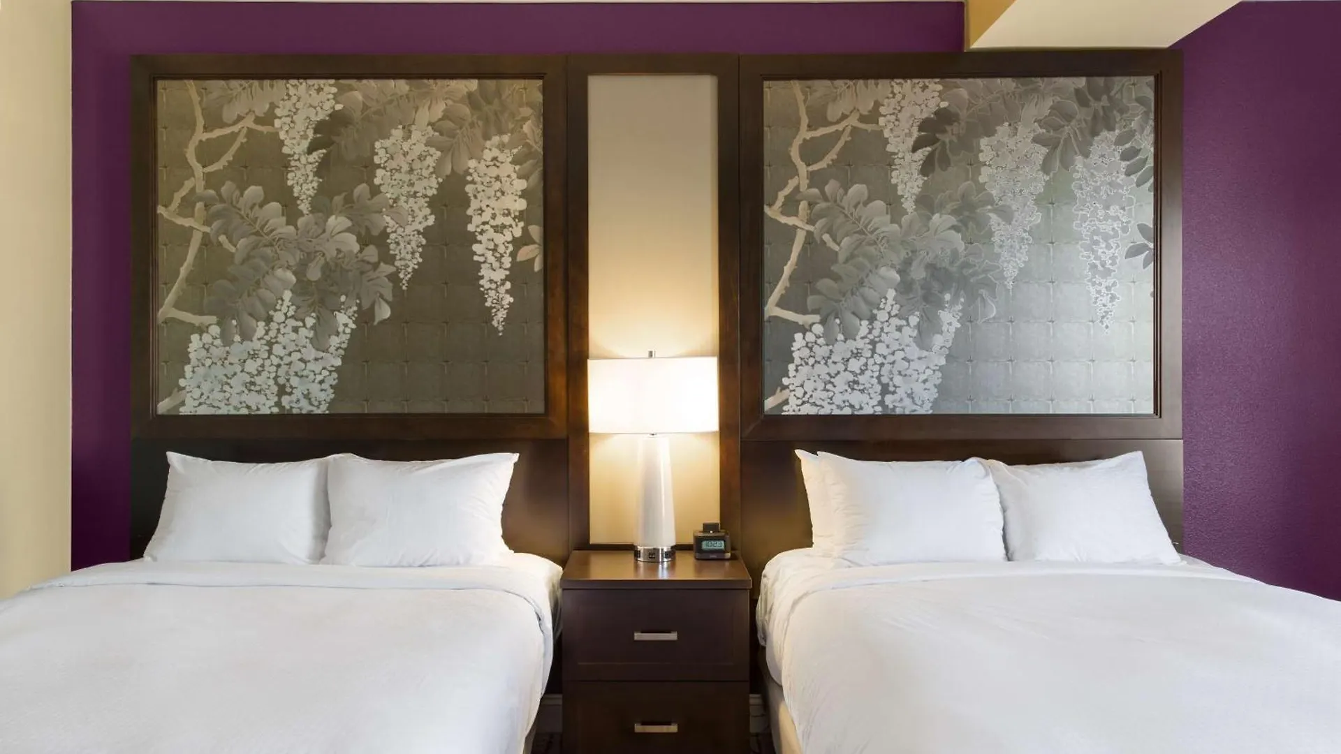 Doubletree By Hilton Historic Savannah
