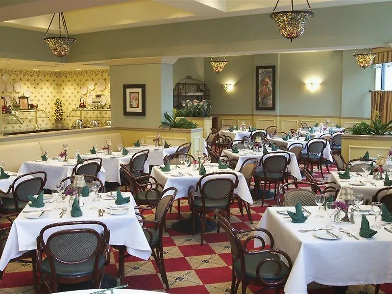 Doubletree By Hilton Historic Savannah