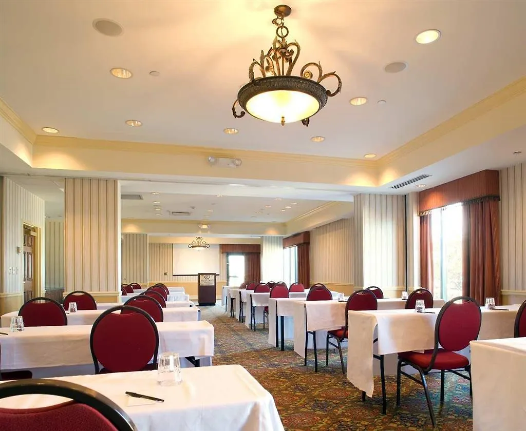 Doubletree By Hilton Historic Savannah